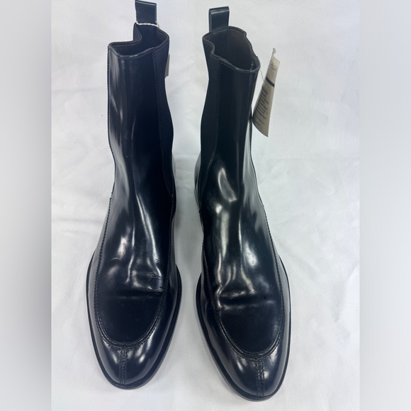 DOLCE & GABBANA Black Patent Leather Gold Accent Pointed Toe Chelsea Ankle Boots main image 7
